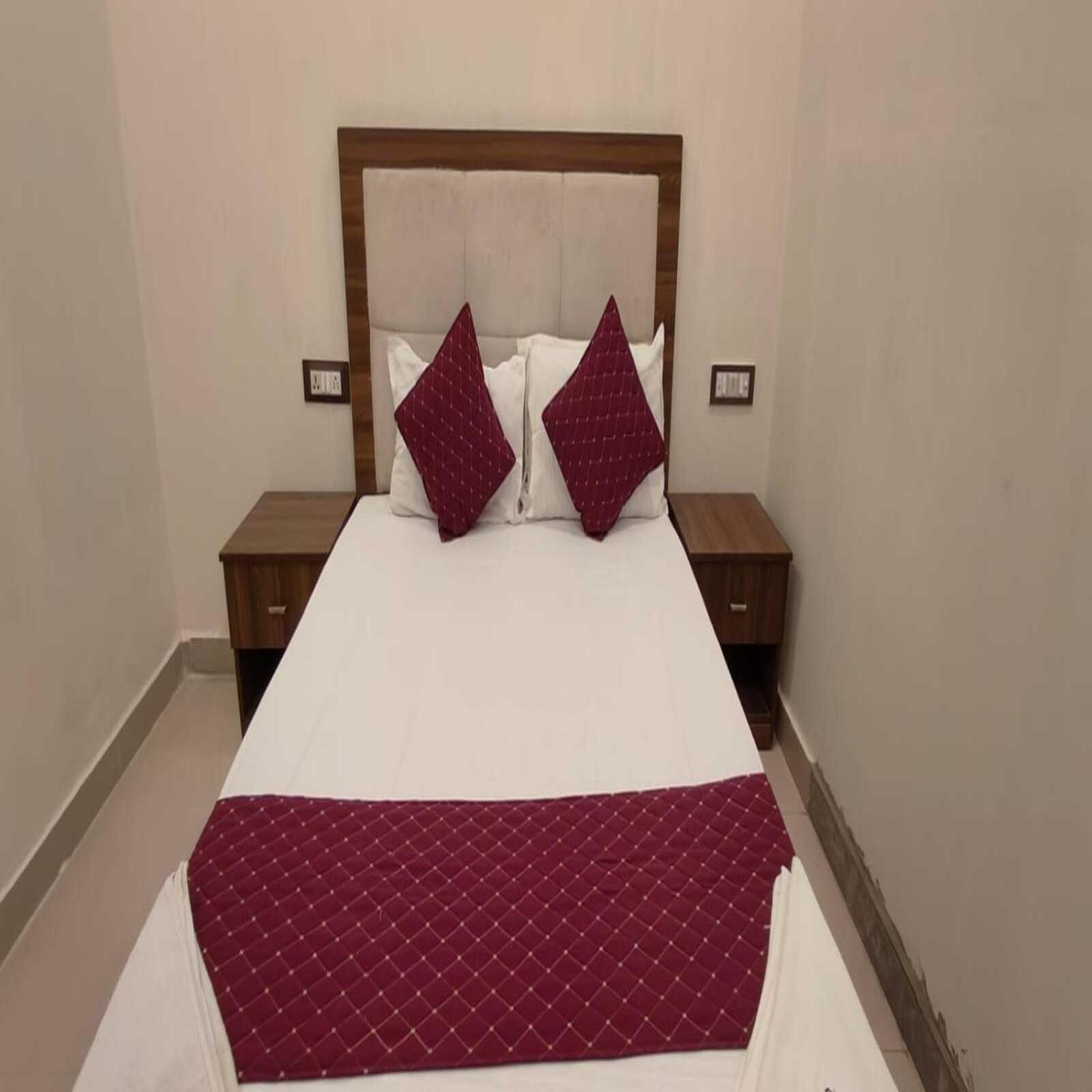 Hotel Blue Sky Residency Bombay Extérieur photo